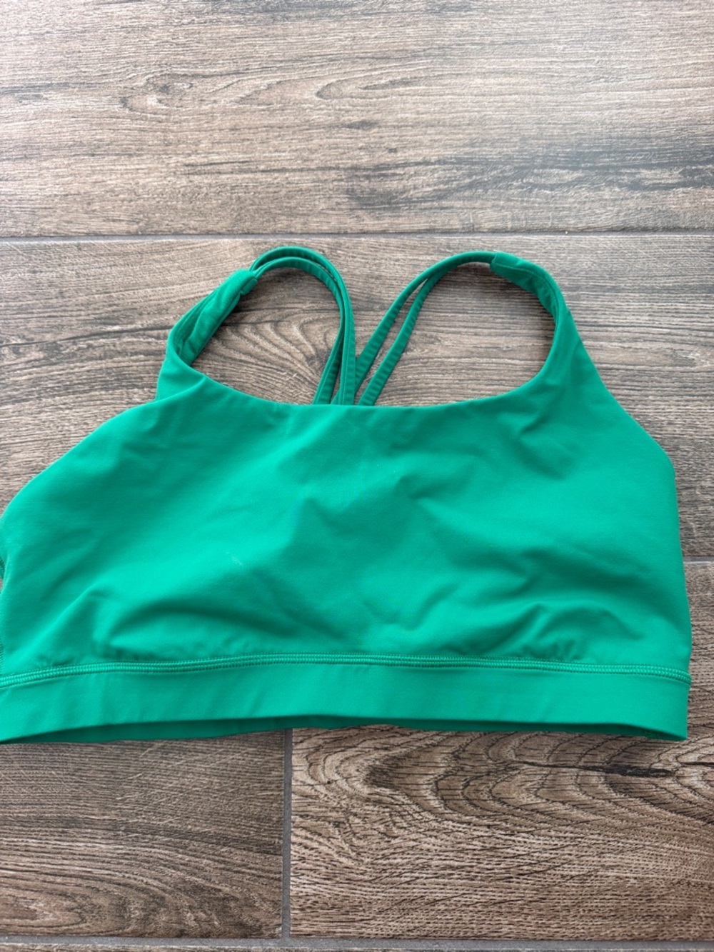 Lululemon energy bra. 12. EUC. Raceway green.